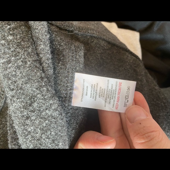 Rae Dunn “Touch Down” Women’s Grey Sweater Large - Picture 7 of 7